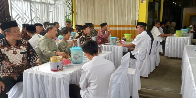 HALAL BIHALAL KELUARGA BESAR SMPN 2 WATULIMO
