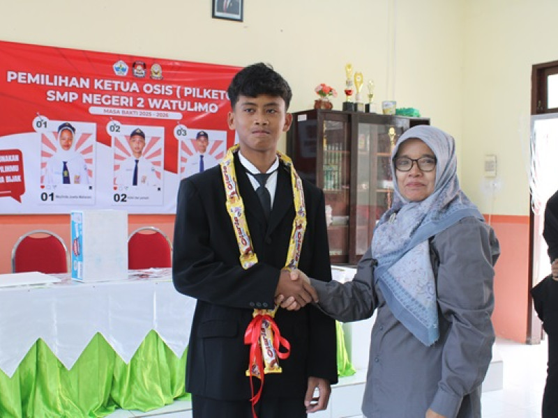 Pesta Demokrasi di SMPN 2 Watulimo: Fauzan Haqqi Setyawan Resmi Jabat Ketua OSIS Masa Bakti 2025-2026